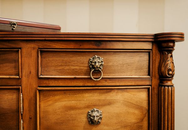 Dresser Disposal Service